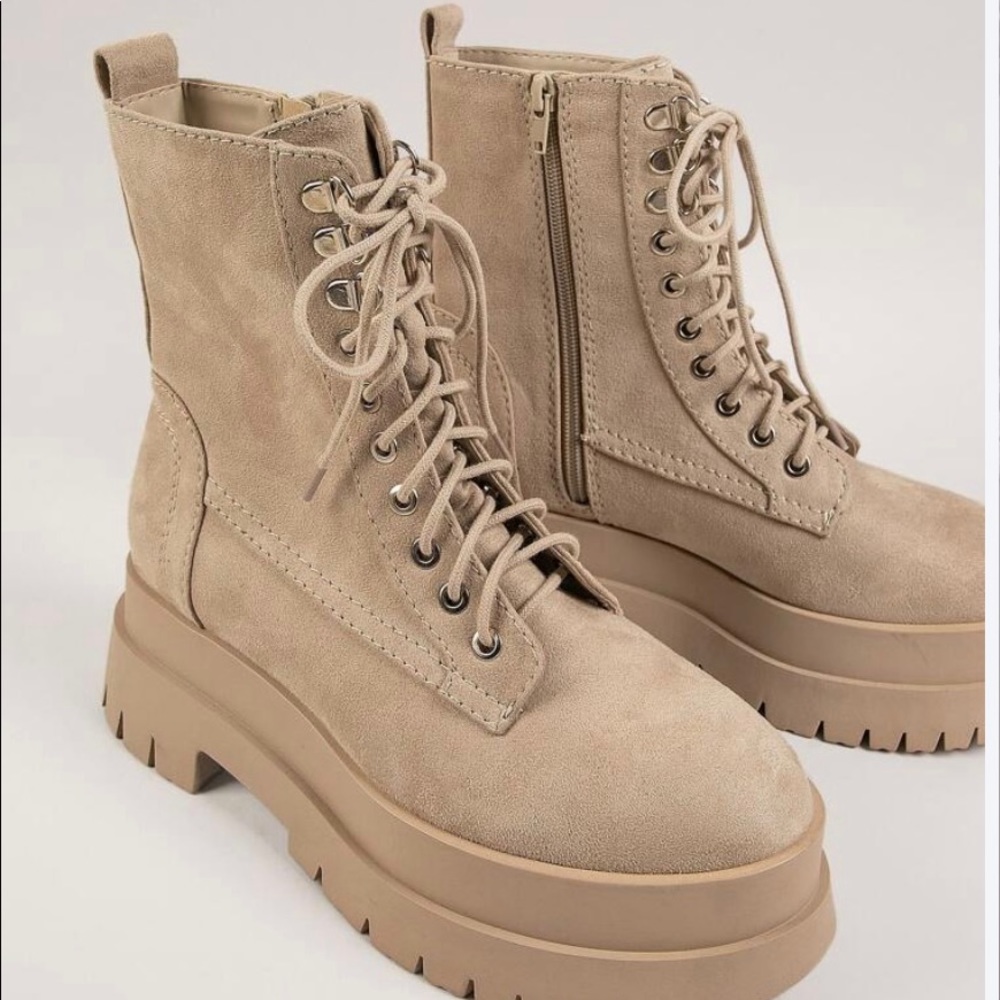 Pretty little thing suede boots